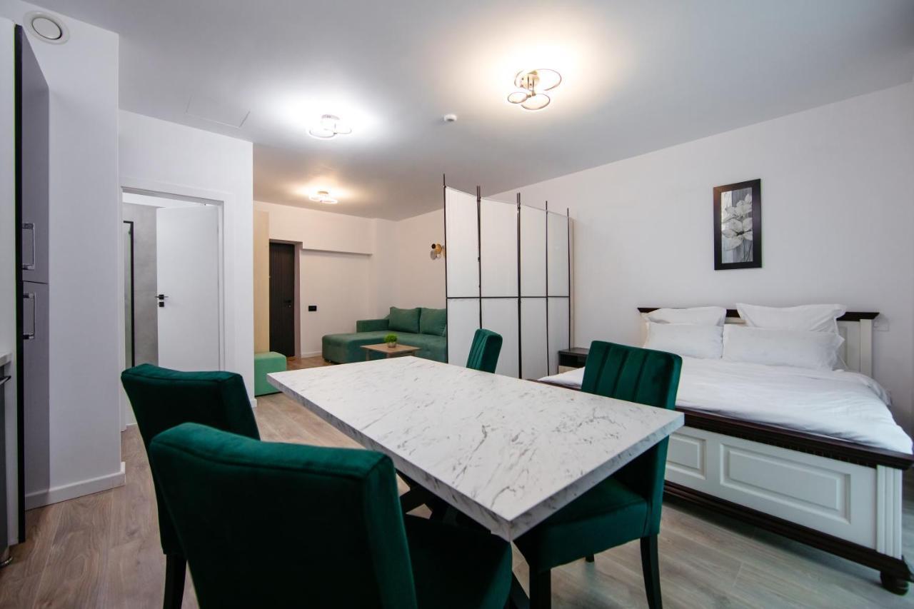 L&V Family Studio Apartamento Sinaia Exterior foto